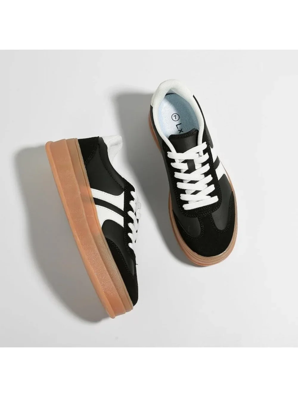 🆕Women's White Black Gum Sole Fashion Sneakers Thick Platform Sole Rubber Shoes